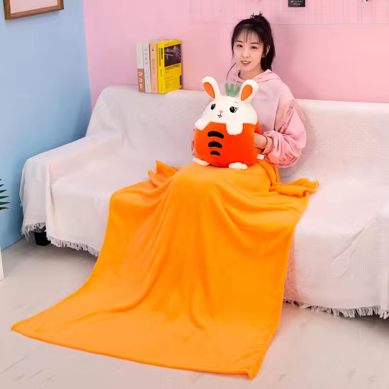 Pernă de pluș cu păturică și buzunare pentru mâini - Confort și Distracție pentru Copii!