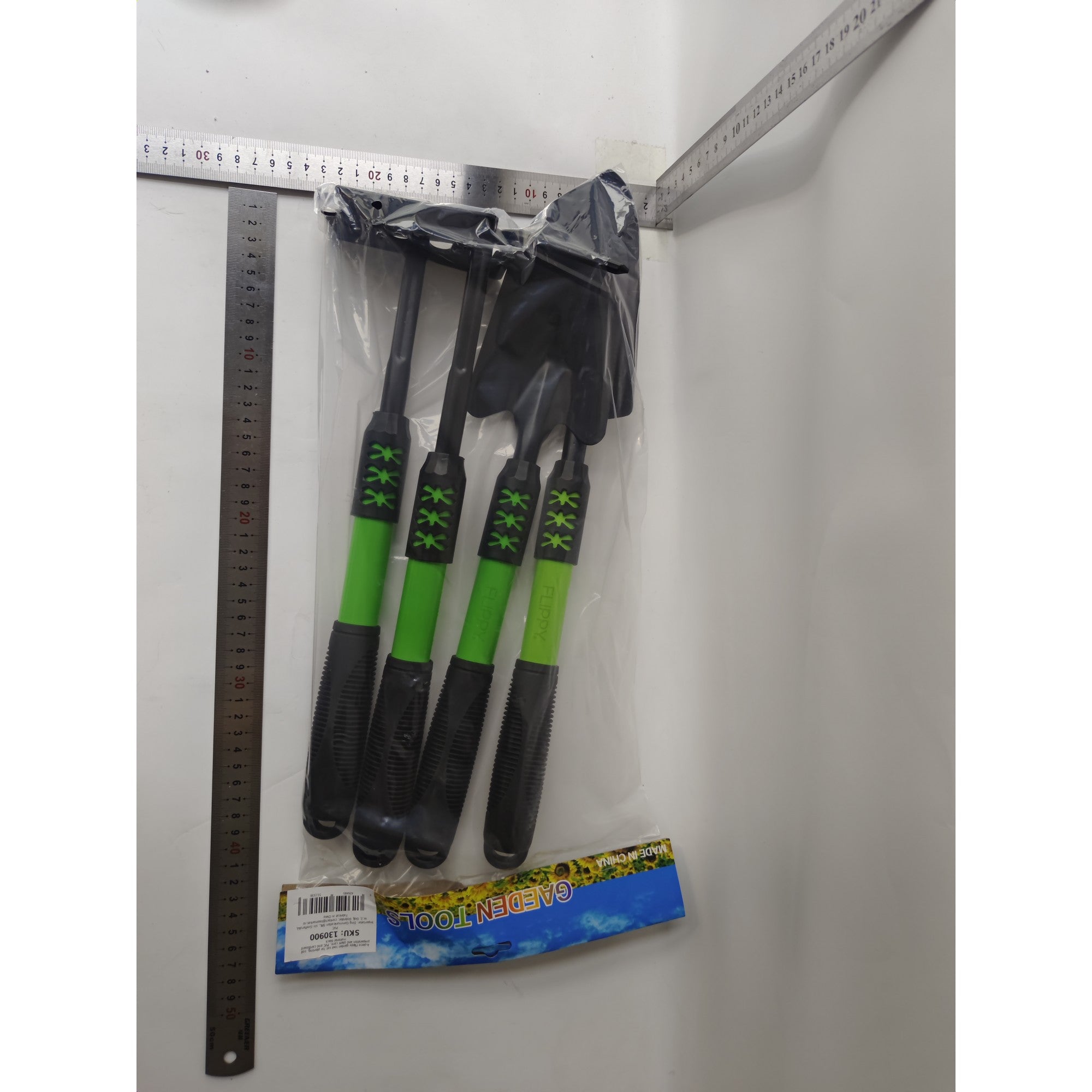 Set 4 Unelte de Gradina Flippy, pentru Plantare Prelucrare Sol si Ingrijire Plante, Material PVC carbon, Negru Verde-1