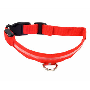 Zgarda iluminata cu LED Rosu, pentru caine sau pisica, AVX-AG232R-0