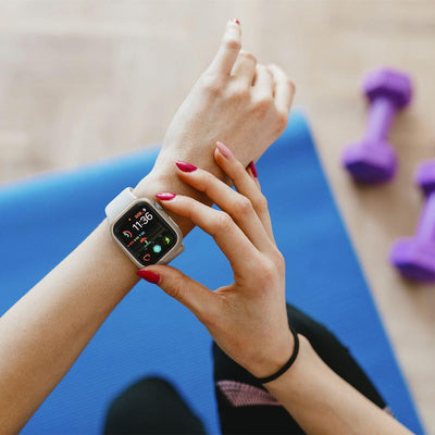 Husă Spigen Thin Fit pentru Apple Watch 7 (41mm) - Starlight