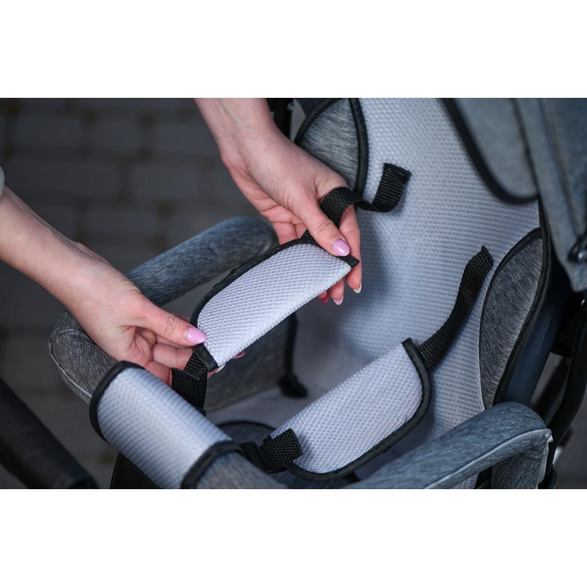 Tricicleta si Carucior pentru copii Premium TRIKE FIX V3 culoare Gri-21