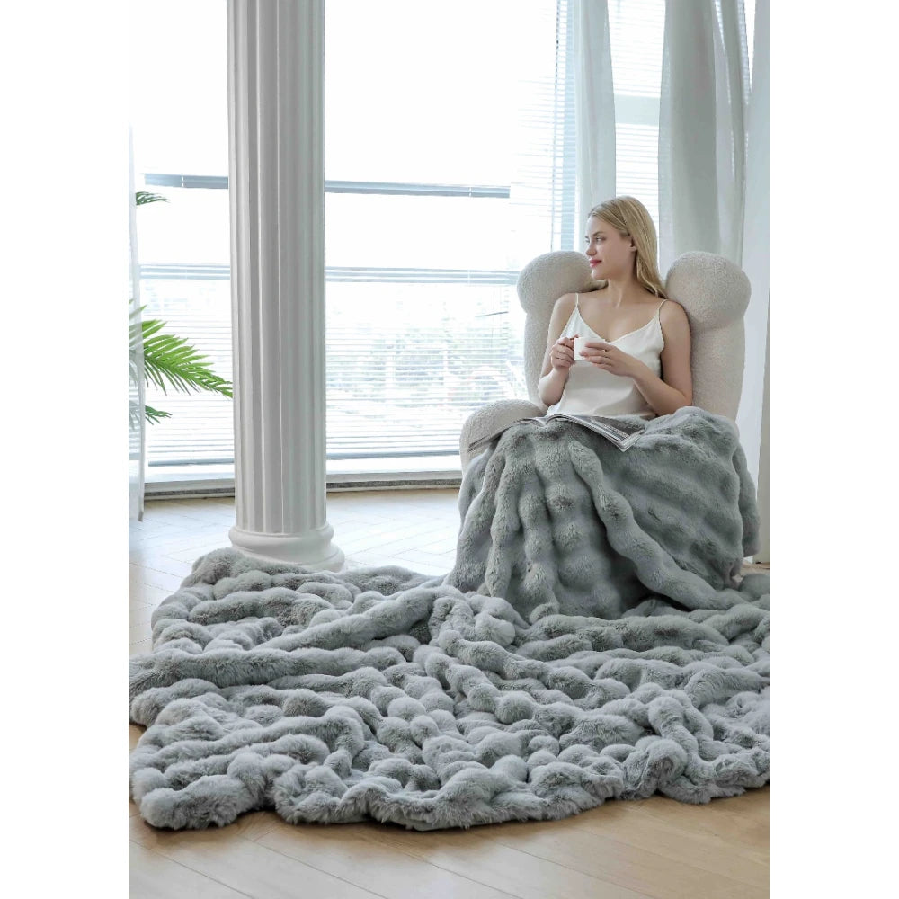 Pătură Luxury Soft Touch, cu Blăniță Artificială Tip Iepure, 200x230 cm