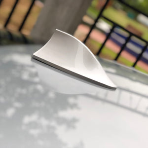 Antena auto activa AM - FM tip "SHARK TAIL" culoare SILVER-0