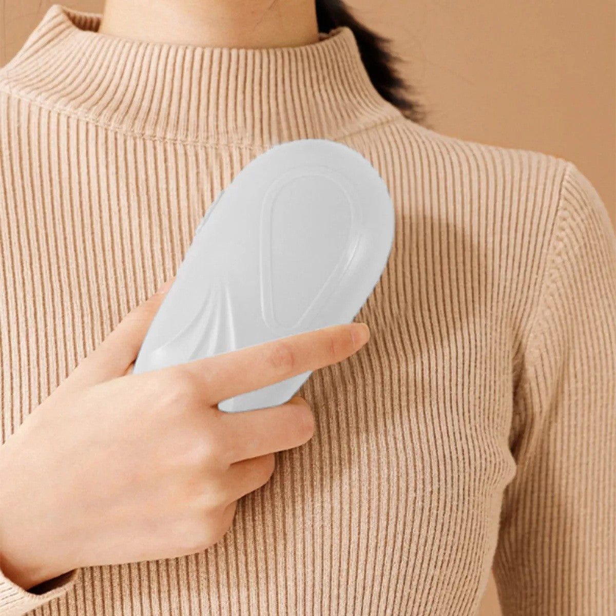 Aparat Scame si Par Haine, Flippy, Electric, USB inclus, Periuta Curatare, pentru Diferite Tesaturi, 13 x 6.8 x 5.8 cm, Alb-1