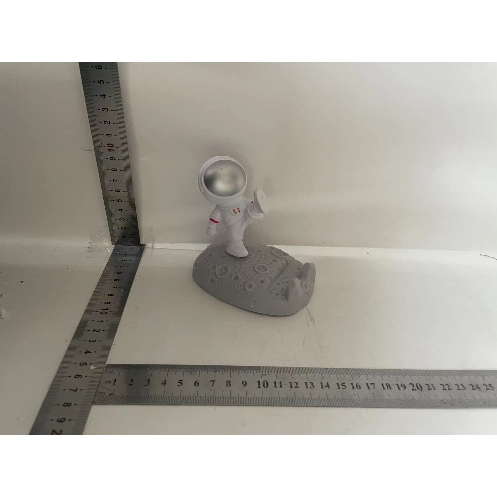 Suport pentru Telefon, Flippy, Tema Astronaut, Model 2, 9x8.5x6.5 cm, Plastic, Alb-1