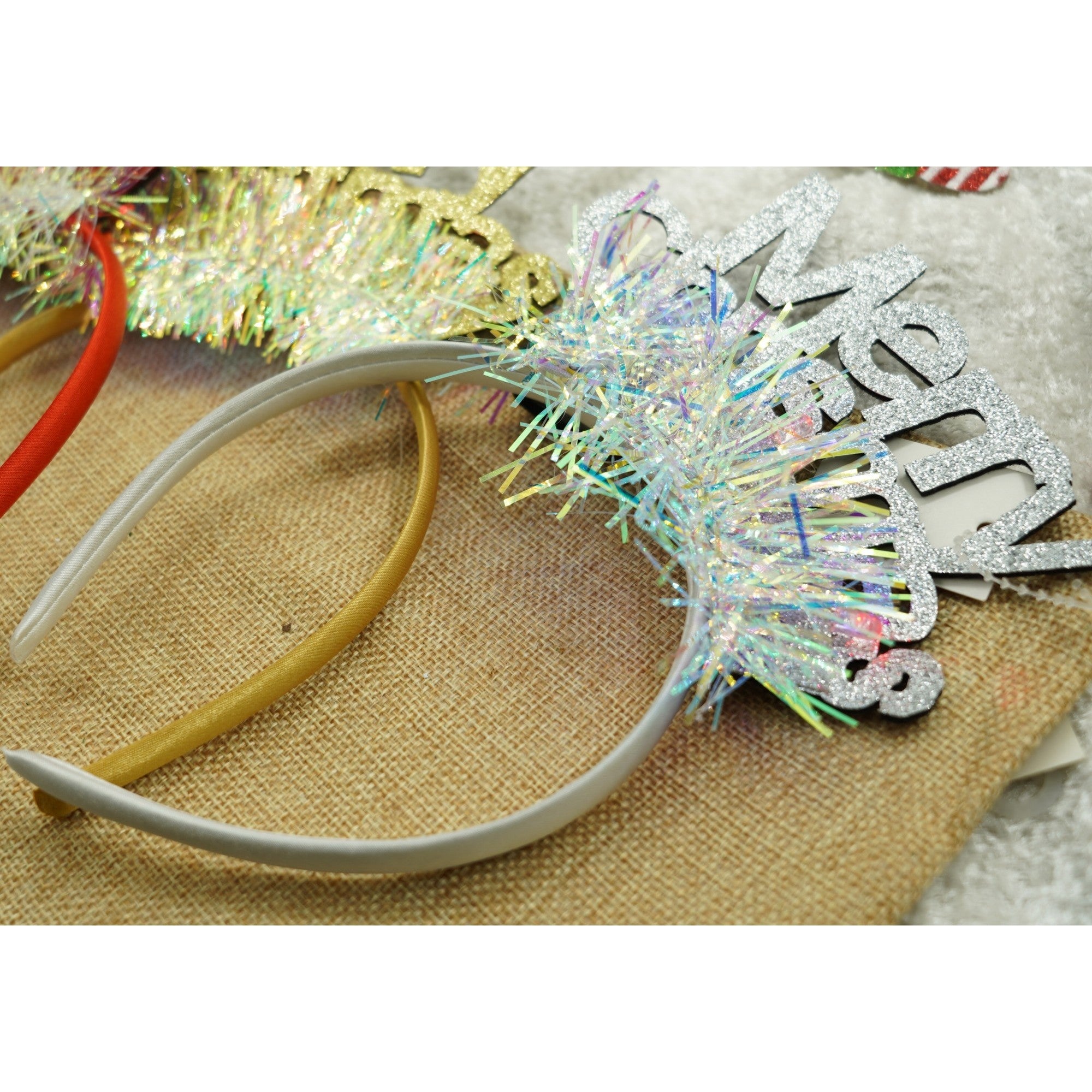 Bentita/cerc Mery Cristmas, culoare gri metalic cu beteala, marime standard, Flippy-3