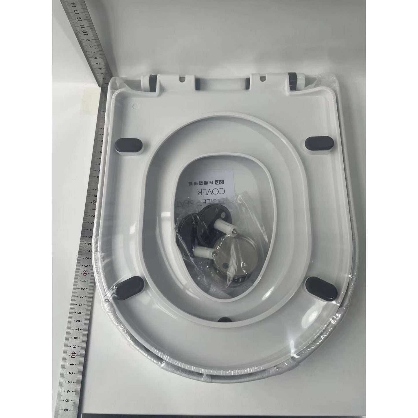 Capac de Toaleta cu Reductie 2 in 1, Flippy, pentru Copii si Adulti, Coborare Lenta si Silentioasa, Instalare Usoara, din PP5 , in Forma de O, Alb-5