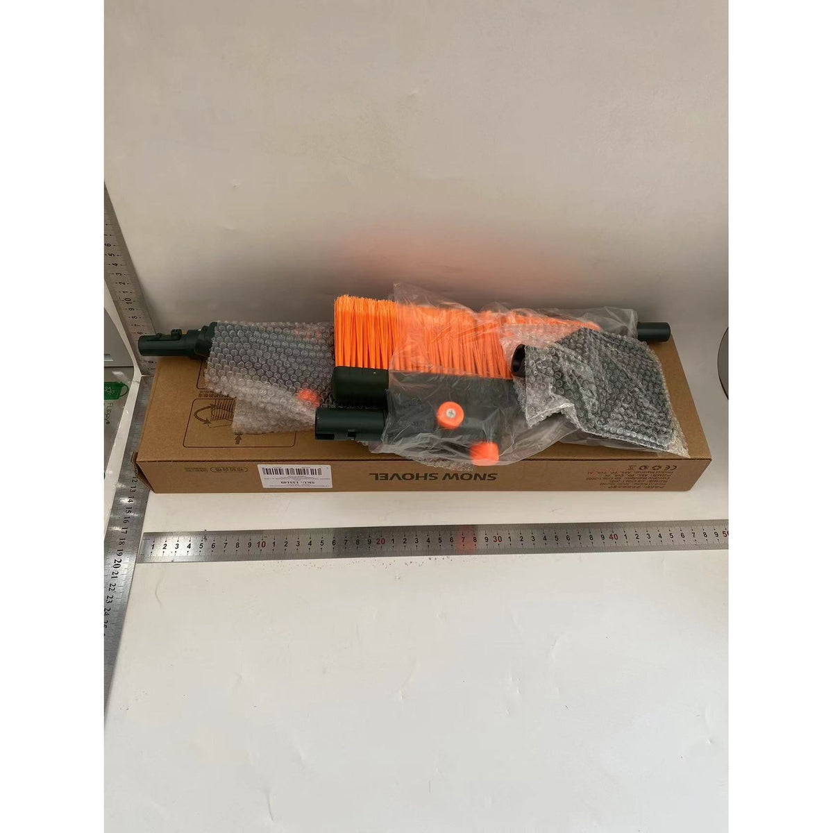 Racleta Auto pentru Zapada cu Doua Capete, Flippy, Dezapezire Masina, cu Maner Lung, Ergonomica, Detasabila, pentru Geamuri si Caroserie, Usor de Utilizat, 48 cm- 78 cm, Verde Inchis-1