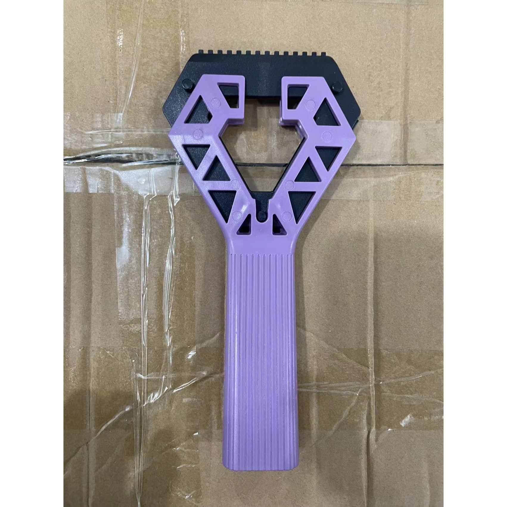 Racleta Auto pentru Zapada cu un Capat, Flippy, Universala, Deszapezire Masina, cu Maner, Ergonomic, Detasabila, pentru Geamuri si Caroserie, Usor de Utilizat, 23.5x4.3 cm, Mov-1