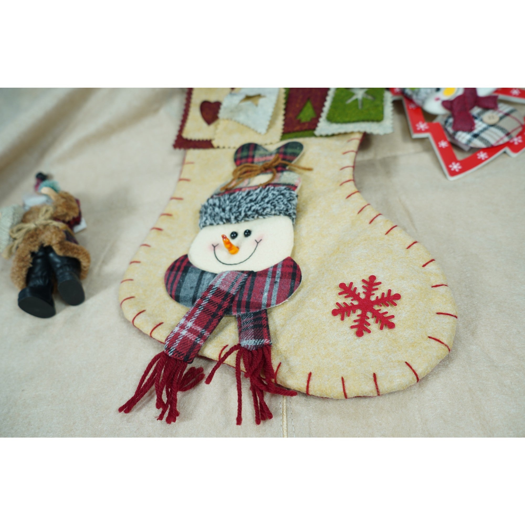 Ciorap Cadouri, Flippy,cu model om de zapada,crem, marimea 20x40 cm, textil, interior-1