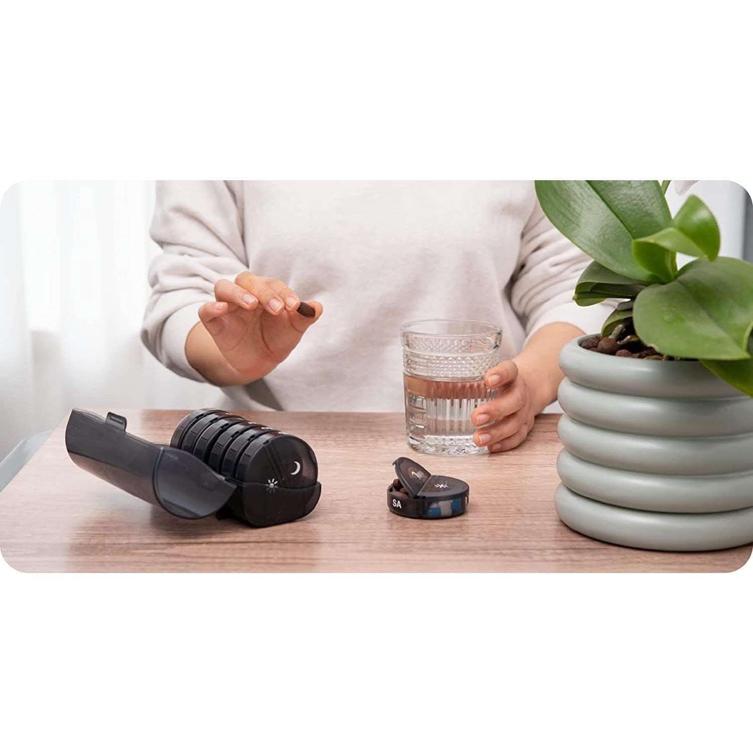 Cutie Depozitare Medicamente, Flippy, 7 Zile, 14 Compartimente, Cutie Suport, Recipiente Detasabile, Portabila, Negru, 17.5x11x9.5 cm-2