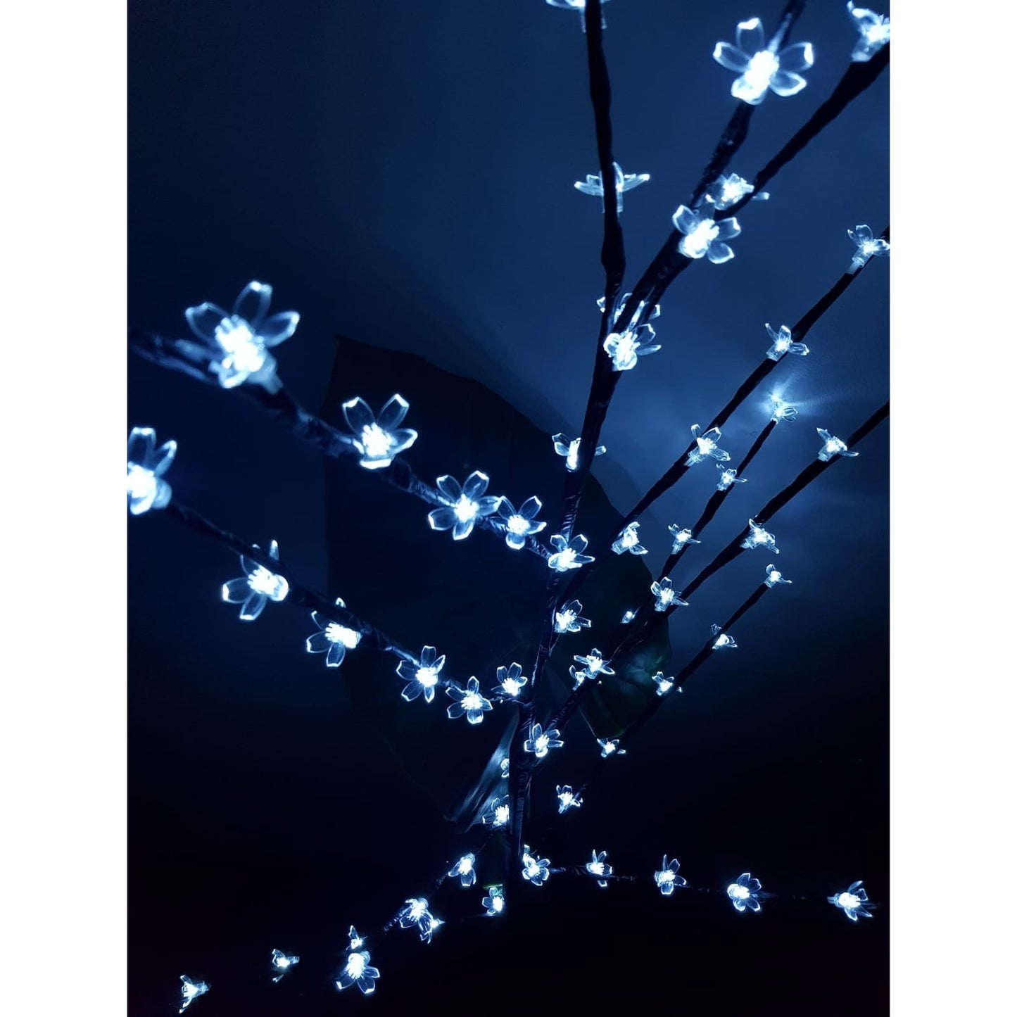 Decoratiune Luminoasa Crenguta cu Baterii 72 LED -uri Flori Alb Rece-4