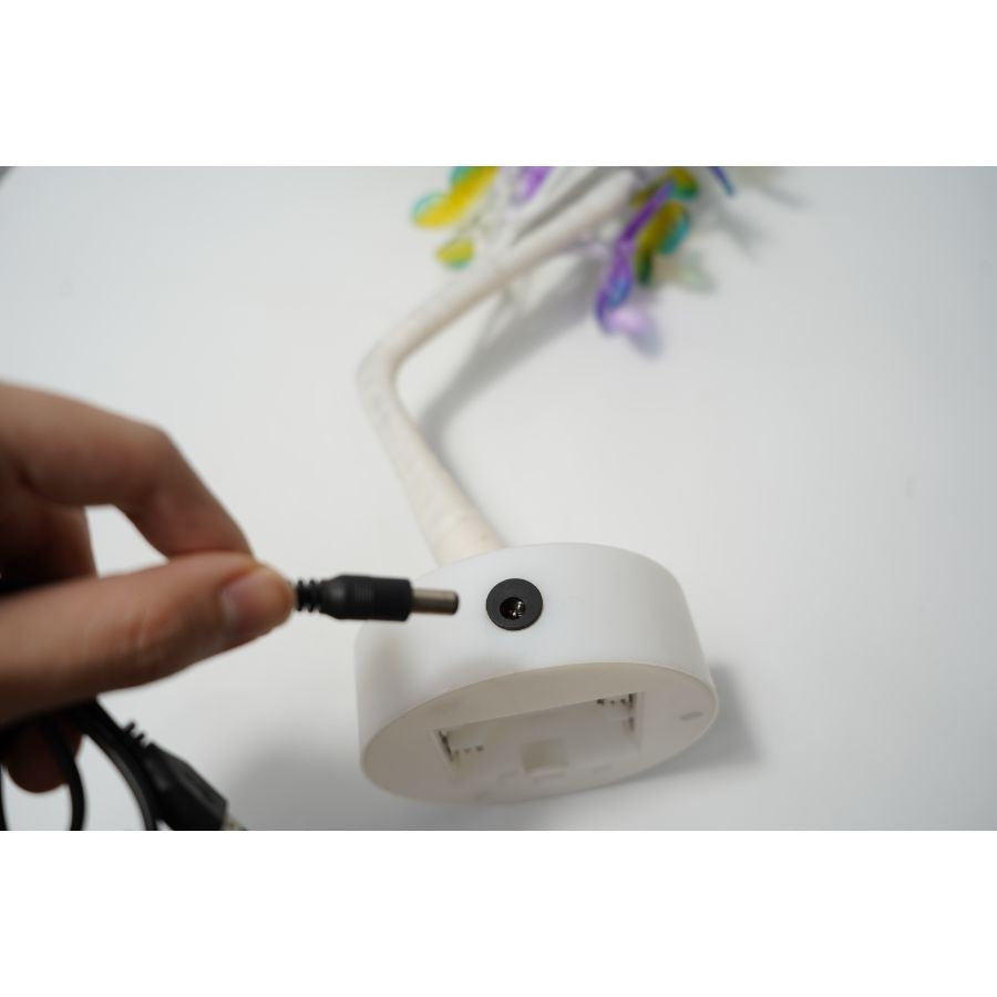 Decoratiune luminoasa, Flippy, Tip copac cu fluturi, cu baterii/USB-3