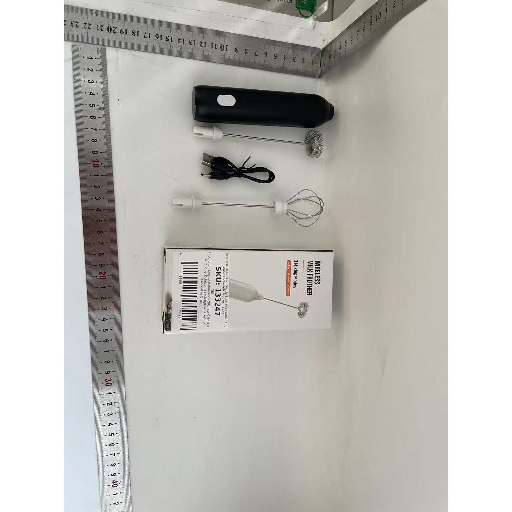 Mixer Spuma Lapte, Flippy, Electric cu Incarcare USB, Bauturi Calde/Reci, Maner Izolat Termic, Otel Inoxidabil, pentru Latte, Ciocolata Calda, Cappuccino, Frappe, Usor de Folosit, 2 Accesorii, Negru-1