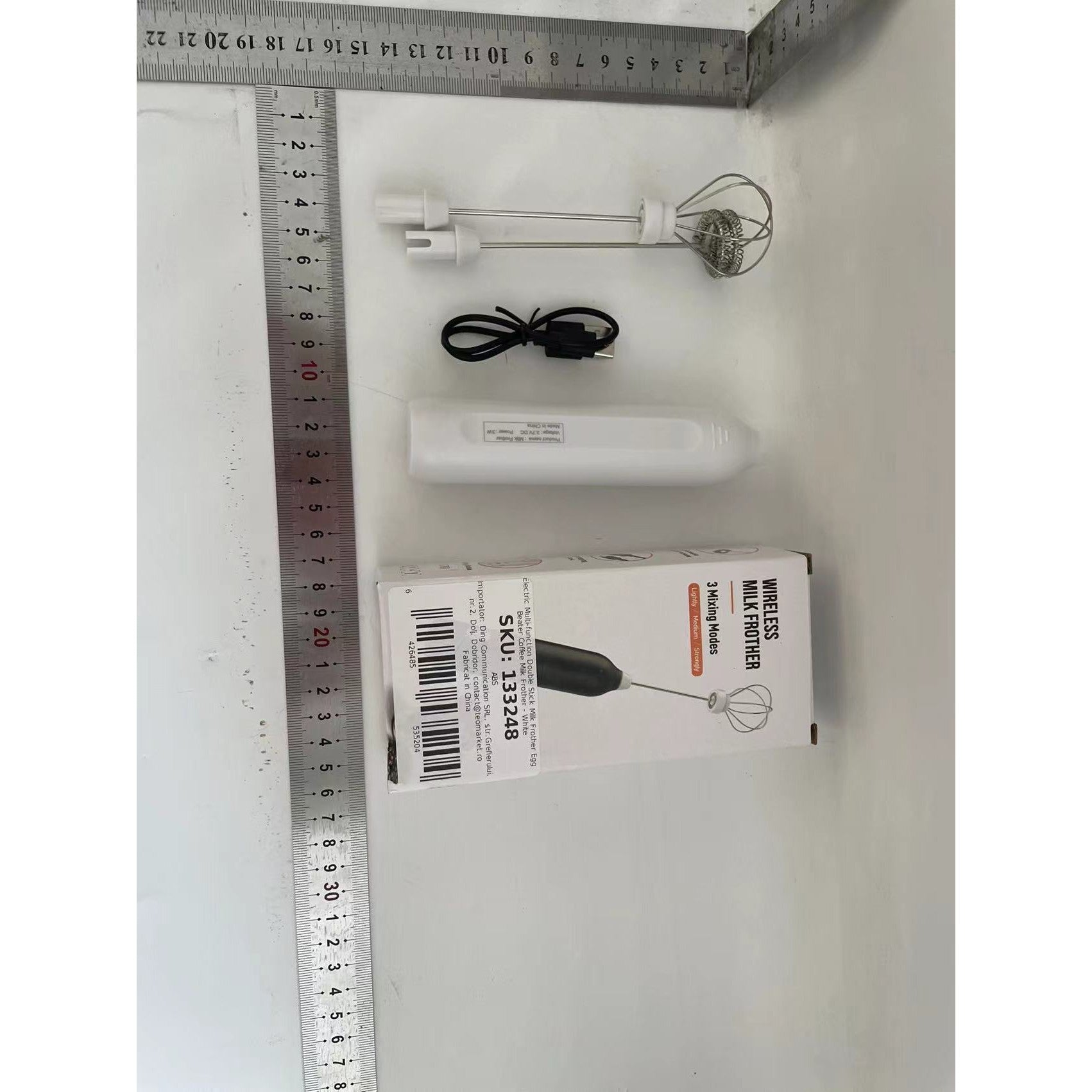 Mixer Spuma Lapte, Flippy, Electric cu Incarcare USB, Bauturi Calde/Reci, Maner Izolat Termic, Otel Inoxidabil, pentru Latte, Ciocolata Calda, Cappuccino, Frappe, Usor de Folosit, 2 Accesorii, Alb-1