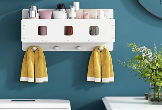 Raft Organizator cu Suport Cuier pentru Baie