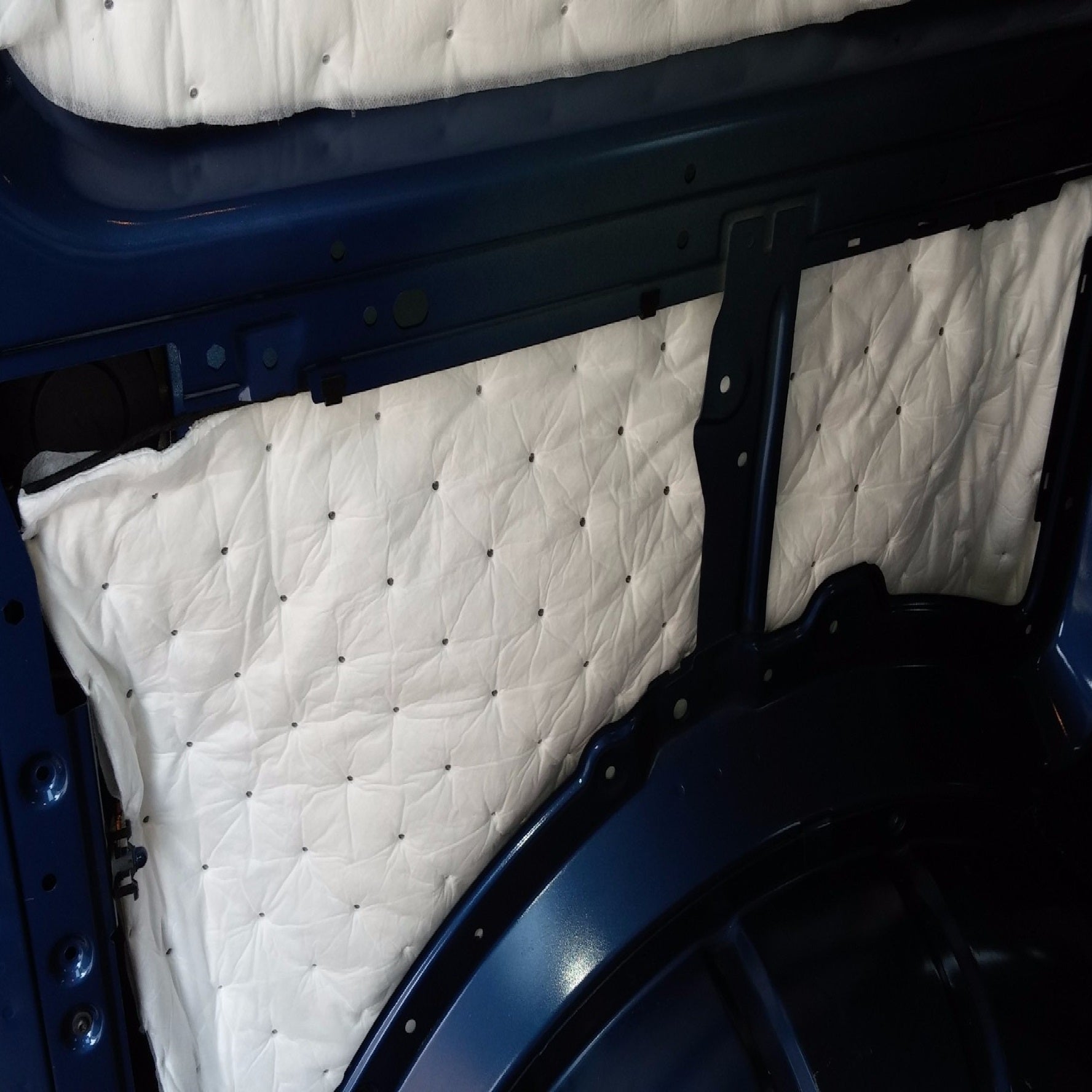 Material insonorizant auto gofrat autoadeziv, 50 x 80 cm, culoare ALBA-1