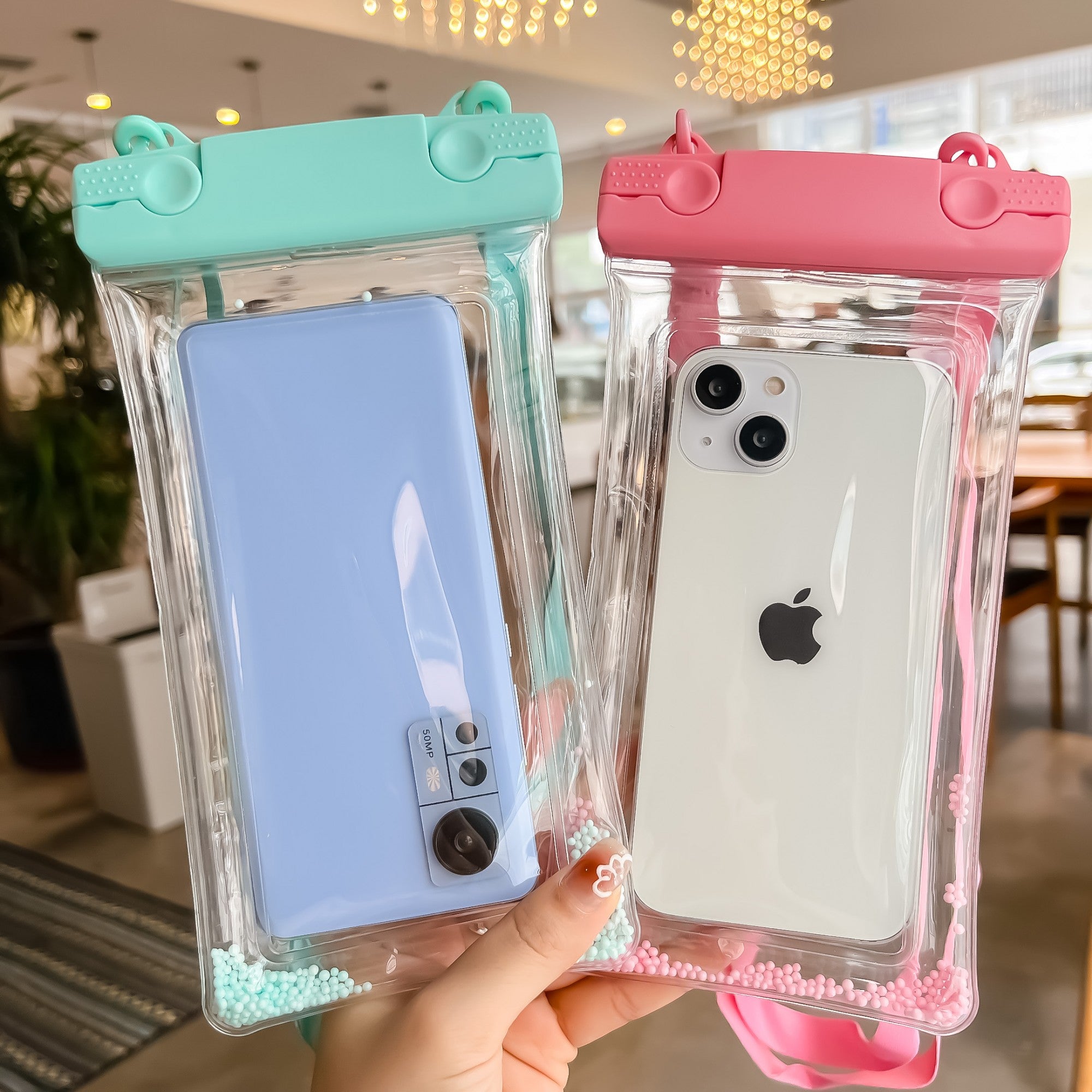 Husa subacvatica Waterproof Flippy, Snowproof, Universala, Senzoriala, cu Snur, pentru telefon sau documente, Verde Menta-3