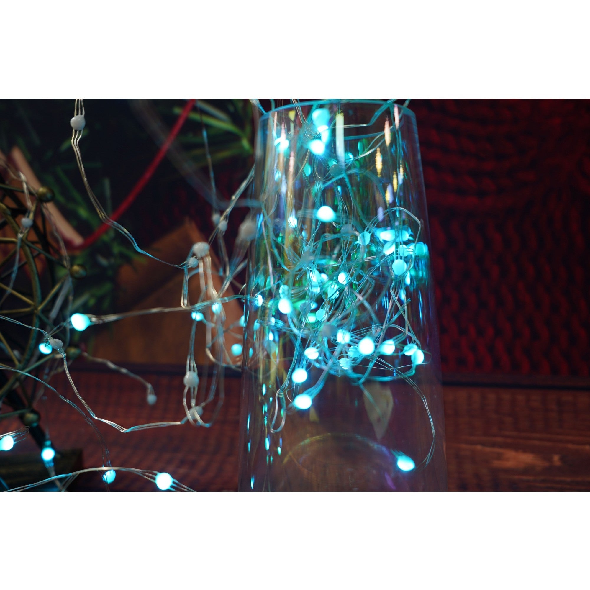 Instalatie Craciun, 10 metri, 100 LED-uri, telecomanda 32 de functii, multicolor RBG, fir cupru, USB, interior, Flippy-3
