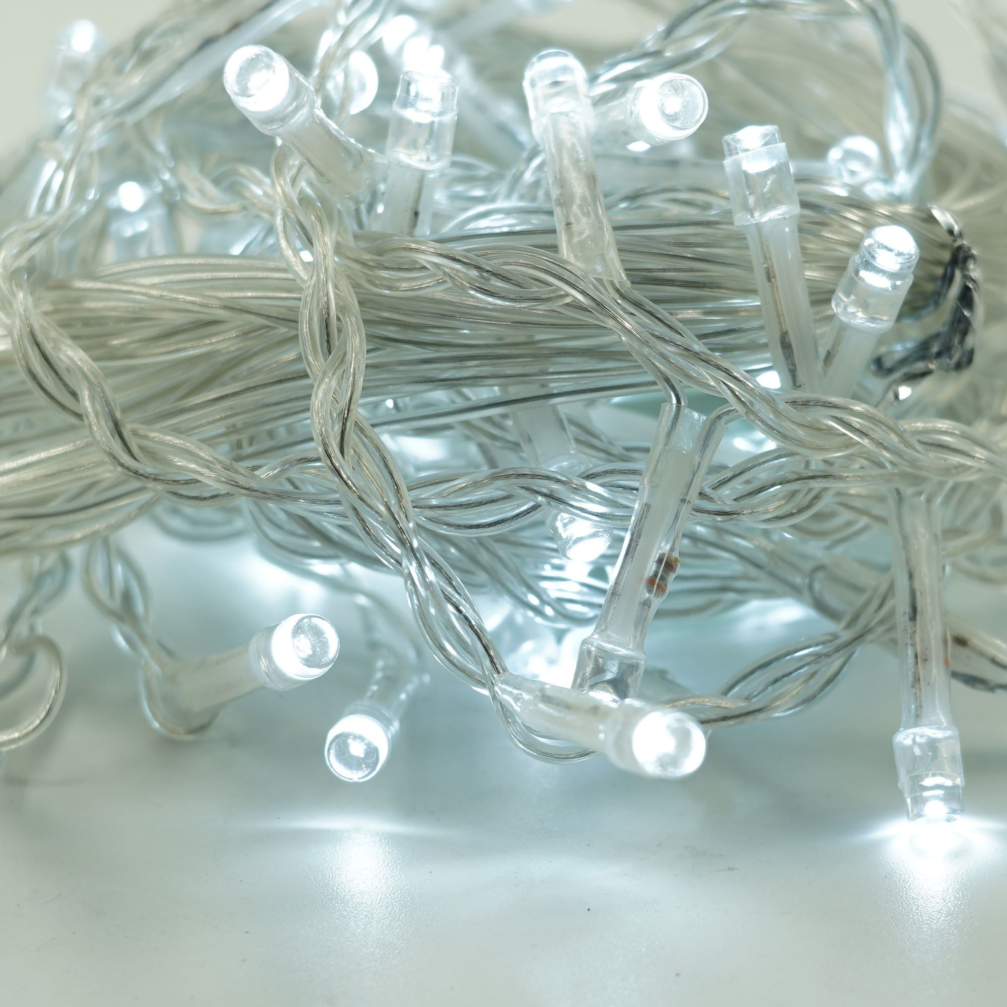 Instalatie Craciun, Tip Perdea, 1 m x 1 m, 60 LED-uri, Alb Rece, Controler, 8 jocuri de lumini, Interconectabila, Fir transparent, Interior/ Exterior, Flippy-1