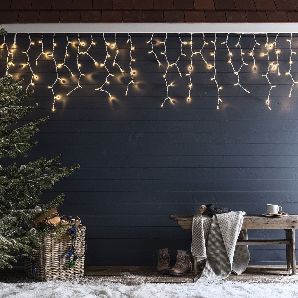 Instalatie Craciun Yoto, Tip Franjuri/Turturi, 4 m, 120 LED-uri, Prelungitor 1.5 m, 8 Jocuri de Lumini, Interconectabila, Conectare la Retea, Fir transparent, Interior/Exterior, Alb Cald-5