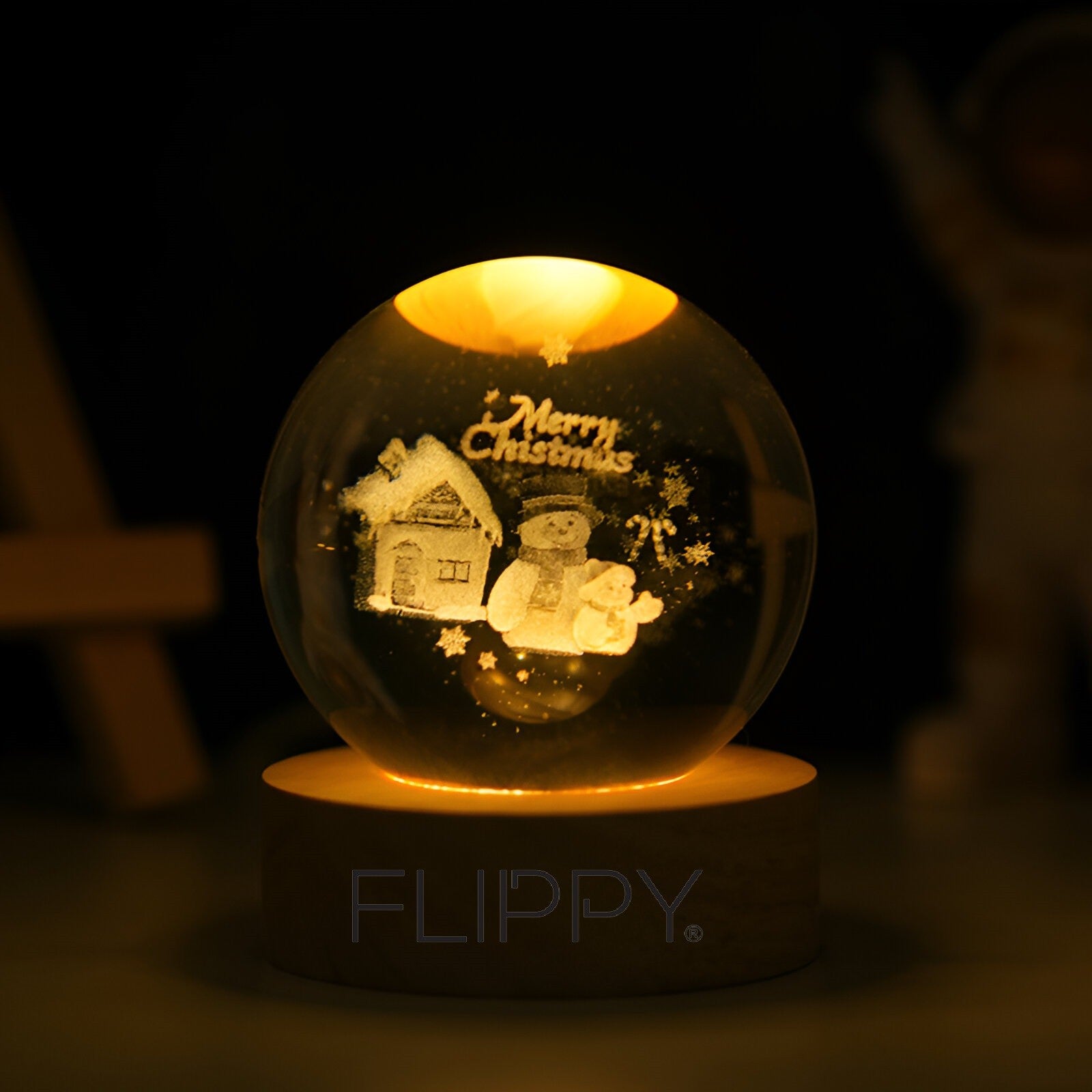 Lampa LED Decorativa, Flippy, cu Bila de Cristal cu Diametru 6cm, Model Merry Christmas 3D, Alimentare USB, Suport din Lemn, Lumina Alb Cald-3