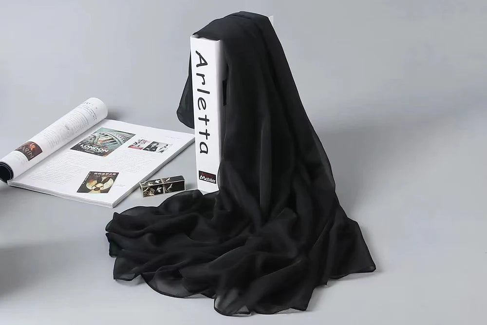 Esarfa tip voal 'Atingeri De Matase' Deluxe, 110/180 cm - Negru