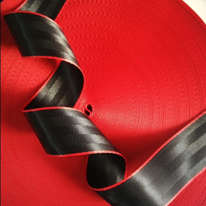 Banda centura de siguranta TUNING, culoare Negru-Rosu, latime 46 mm, pret/m liniar-1