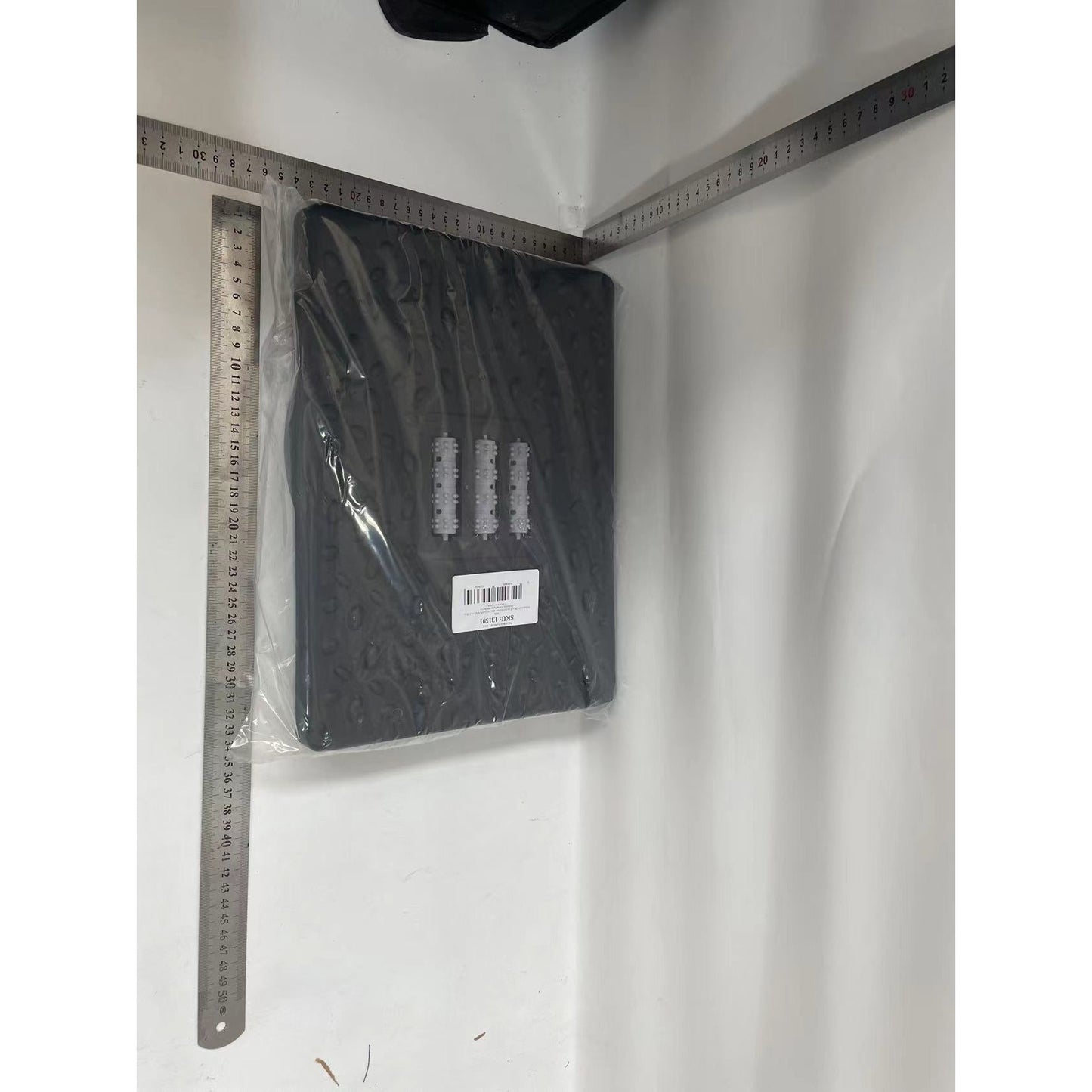 Suport Ergonimic pentru Picioare, Flippy, Plastic, cu Role de Masaj pentru Talpi, pentru Birou, Usor de Transportat, Detasabil, 33.5x24x12 cm, Negru-1