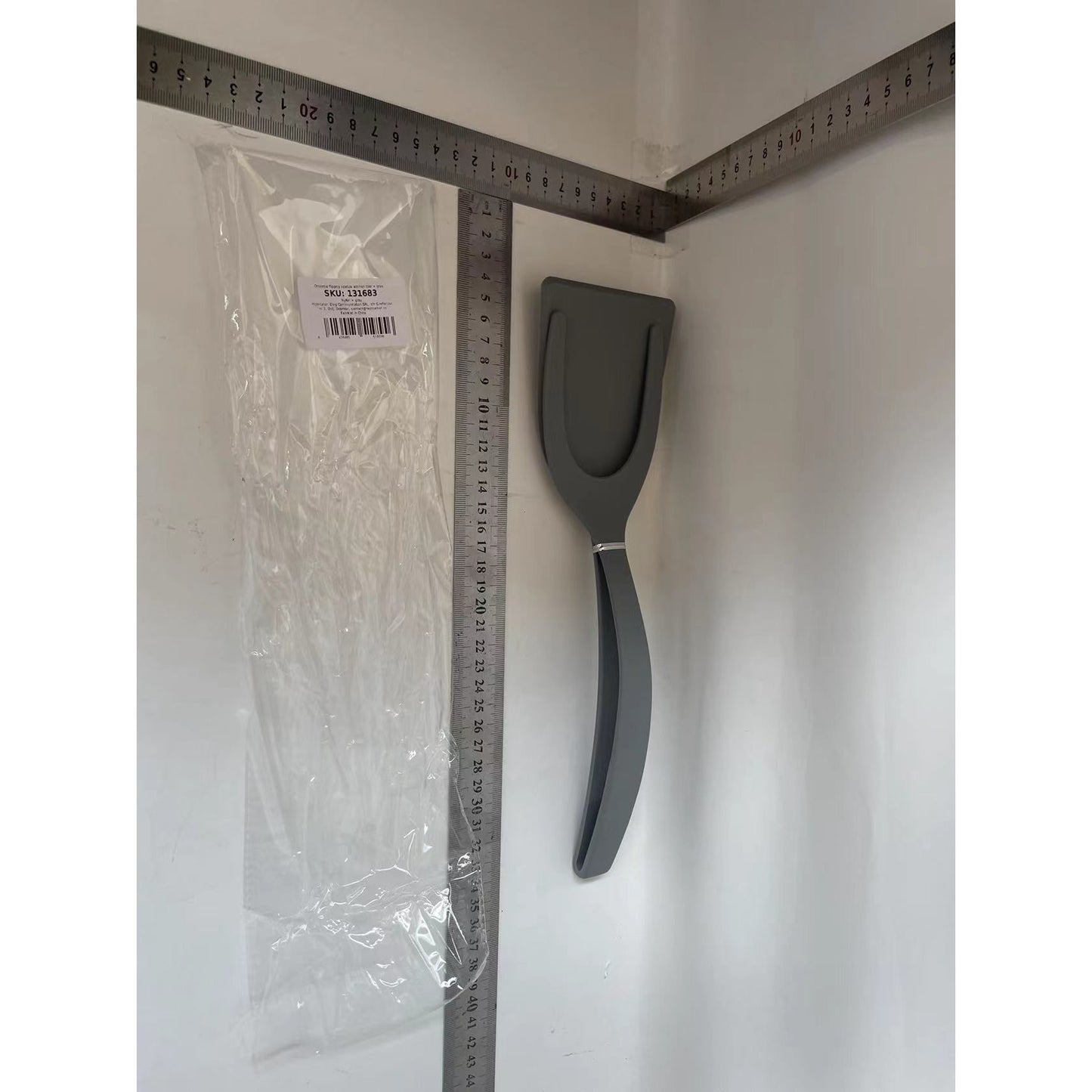 Spatula Multifunctionala tip Cleste, Flippy, Silicon, pentru Alimente, Carne, Paine, Gri-1