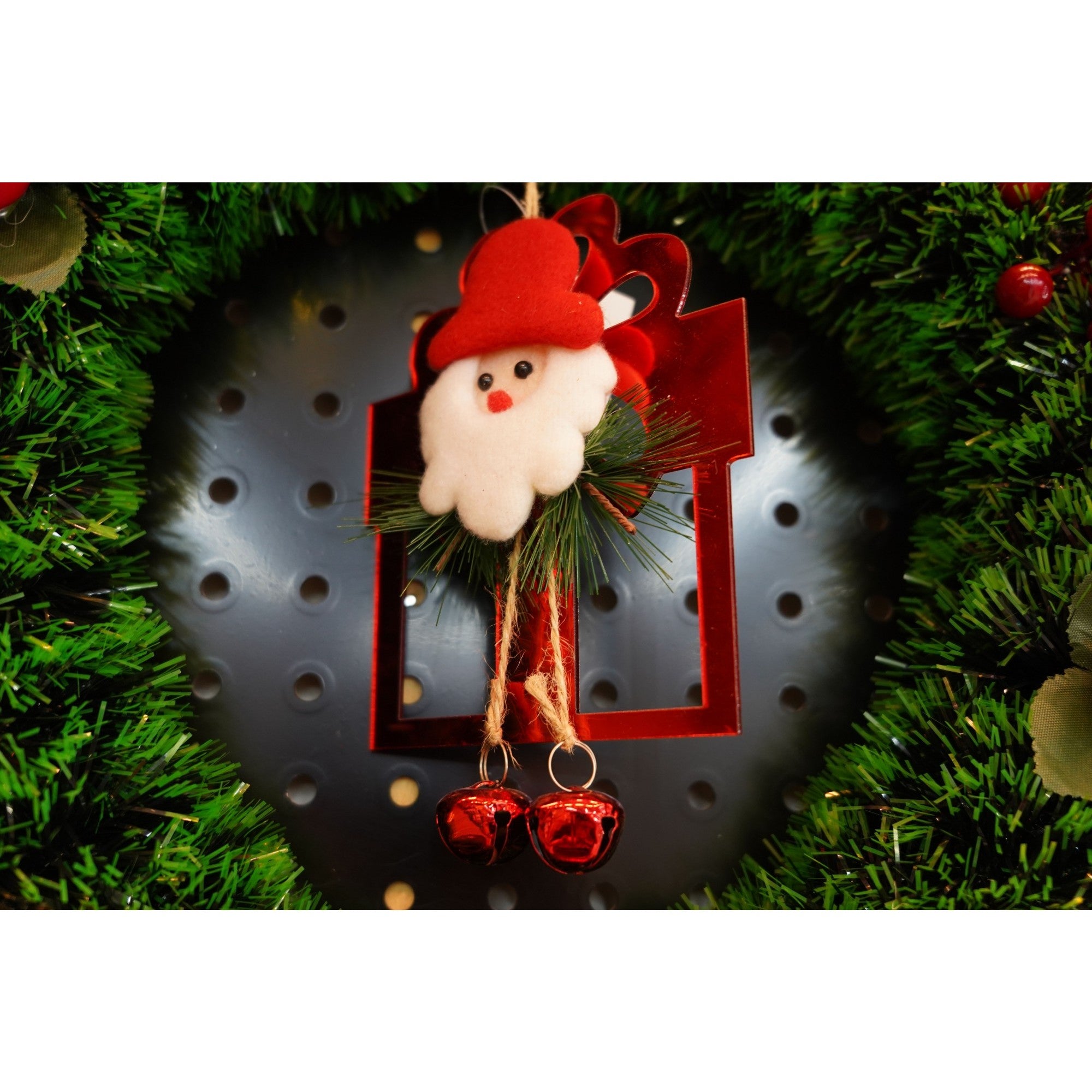 Ornament brad, Flippy, Cadou cu clopotei, Rosu, Lucios, 15*20CM, Acril, Interior/ Exterior-3