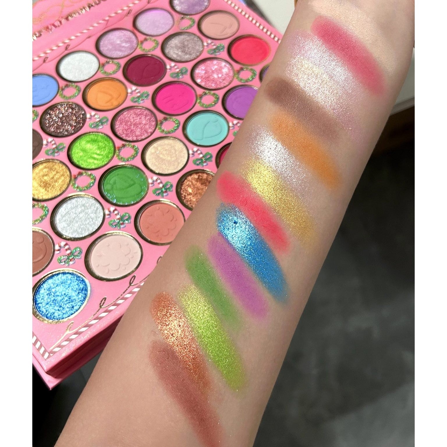 Trusa de Machiaj, KEVIN & COCO, Snowy Christmas, 70 culori, 22.5 x 17 x 2 cm-7