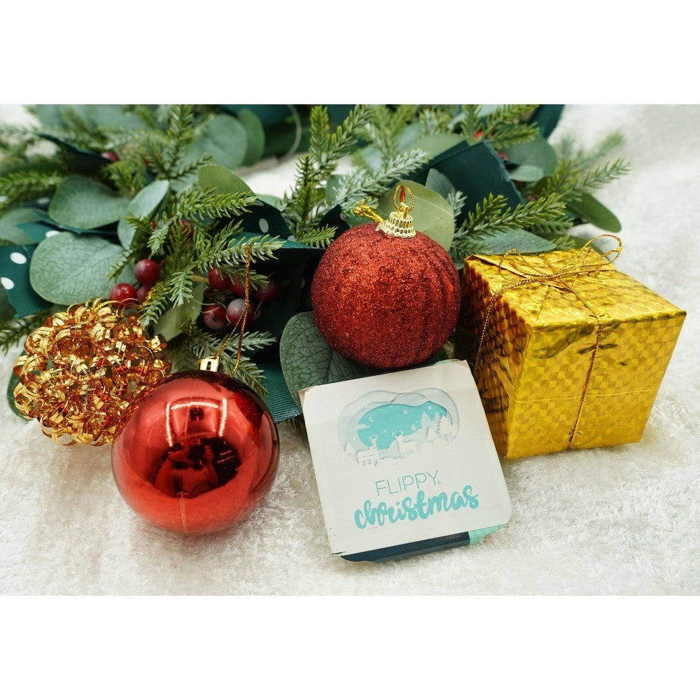 Set de 20 ornamente de brad, Flippy, de tip Glob, Rosu/ Auriu, din polistiren, cu finisaj sclipitor , cutie 6 cm adancime x 29 cm lungime x 24 cm inaltime-6