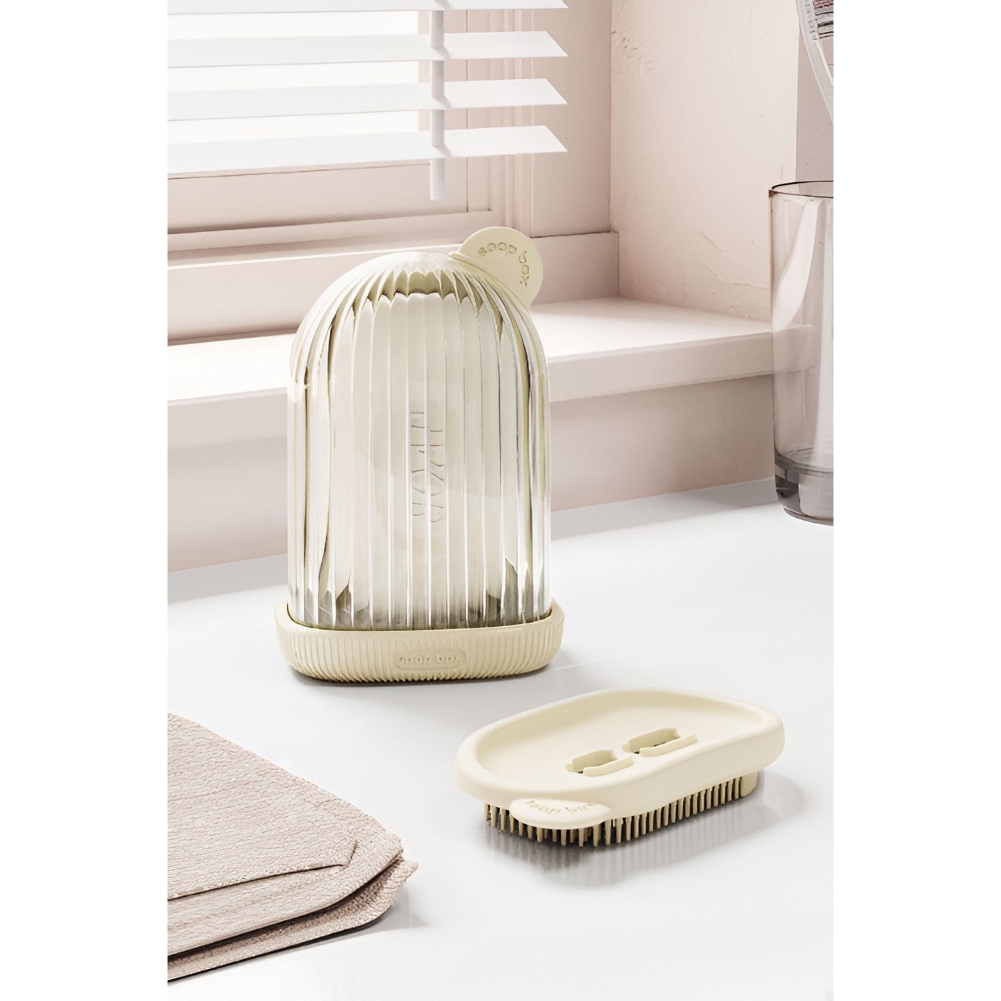 Sapuniera de Calatorie, Flippy, Suport pentru Sapun cu Scurgere a Apei, Recipient cu Capac Depozitare, Savoniera pentru Baie, 12.6x6.1x8.4cm, Crem-2