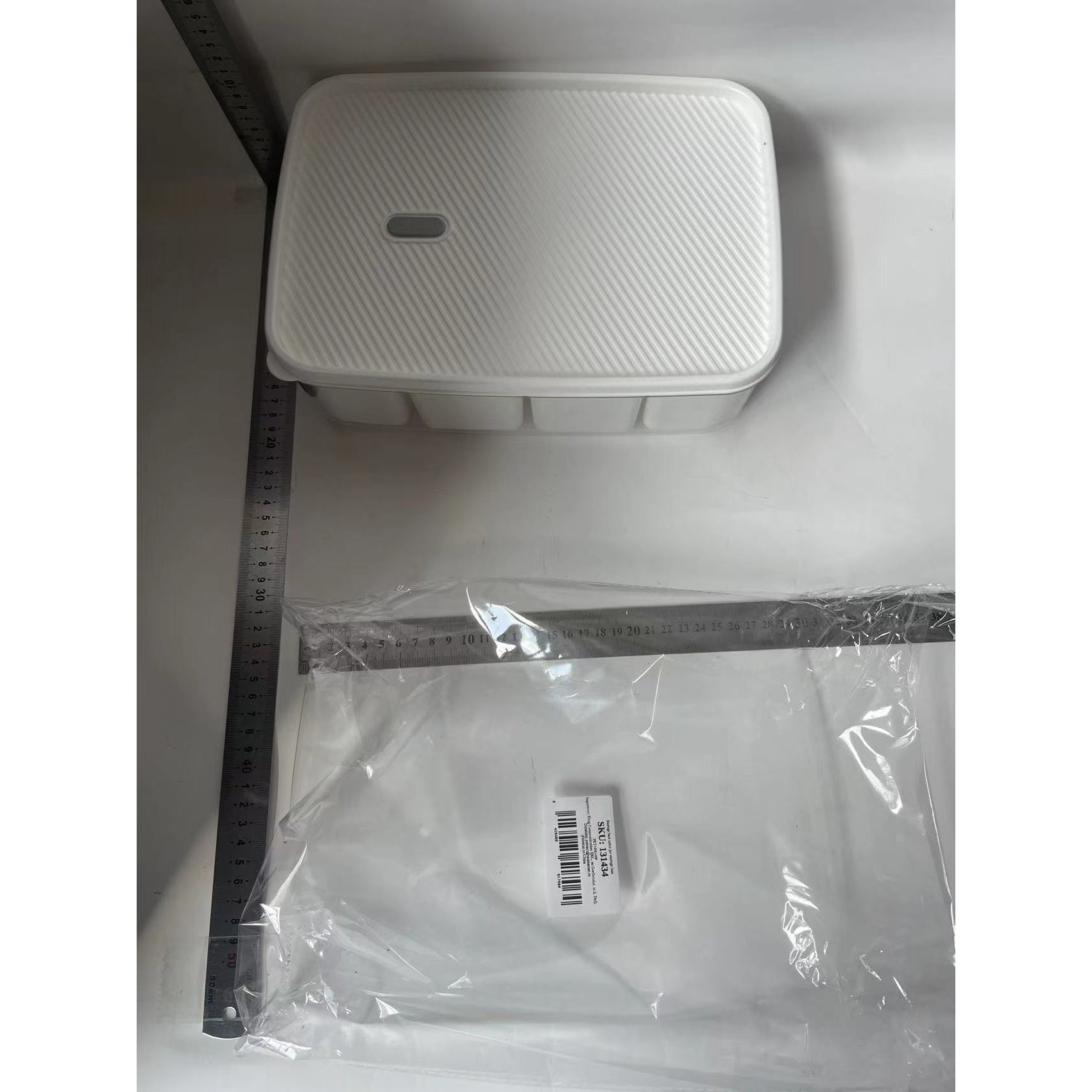 Cutie de depozitare a alimentelor de uz casnic pentru Frigider, 8 compartimente, cu Capac, Alba-1