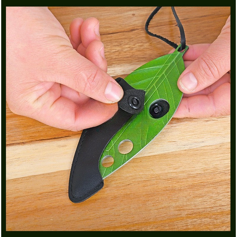 Tocator manual pentru ierburi Flippy, instrument de curatat frunze, tocator, margini ascutie, 9 gauri de diferite dimensiuni, multifunctional, material otel inoxidabil, rezistent la rugina, 14 x 5.5 cm, verde-3