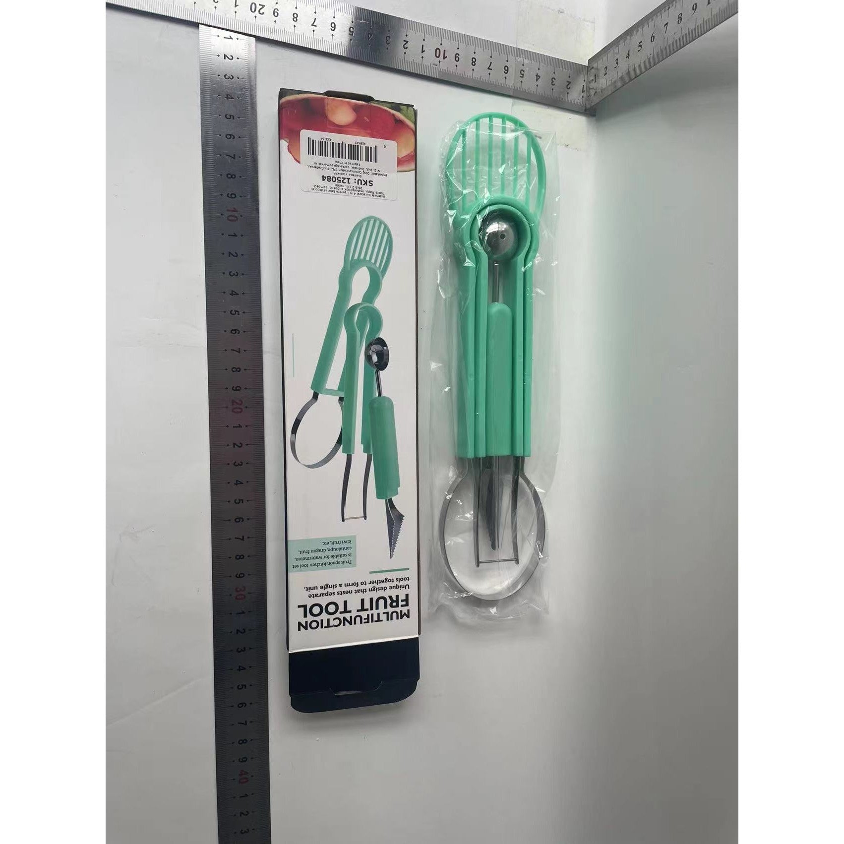 Ustensila bucatarie 4 in 1 pentru taiat si decorat fructe Flippy, material inox si plastic, compact, 28x6.2 cm, verde-9
