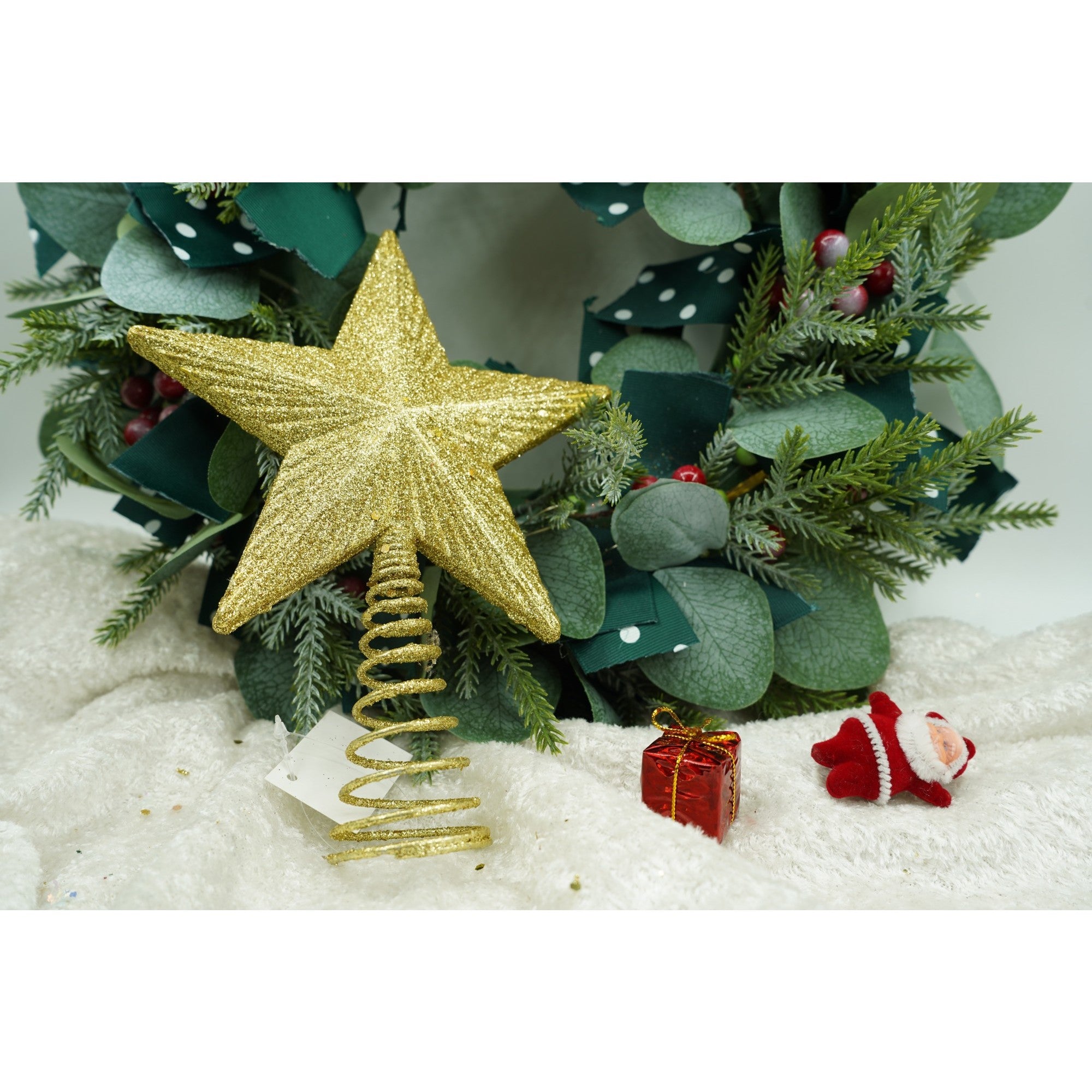 Varf decorativ de brad, Auriu, in forma de Stea, cu design in relief, din Plastic/Metal, 15.5 cm x 20.5 cm, Interior/Exterior, Flippy-2