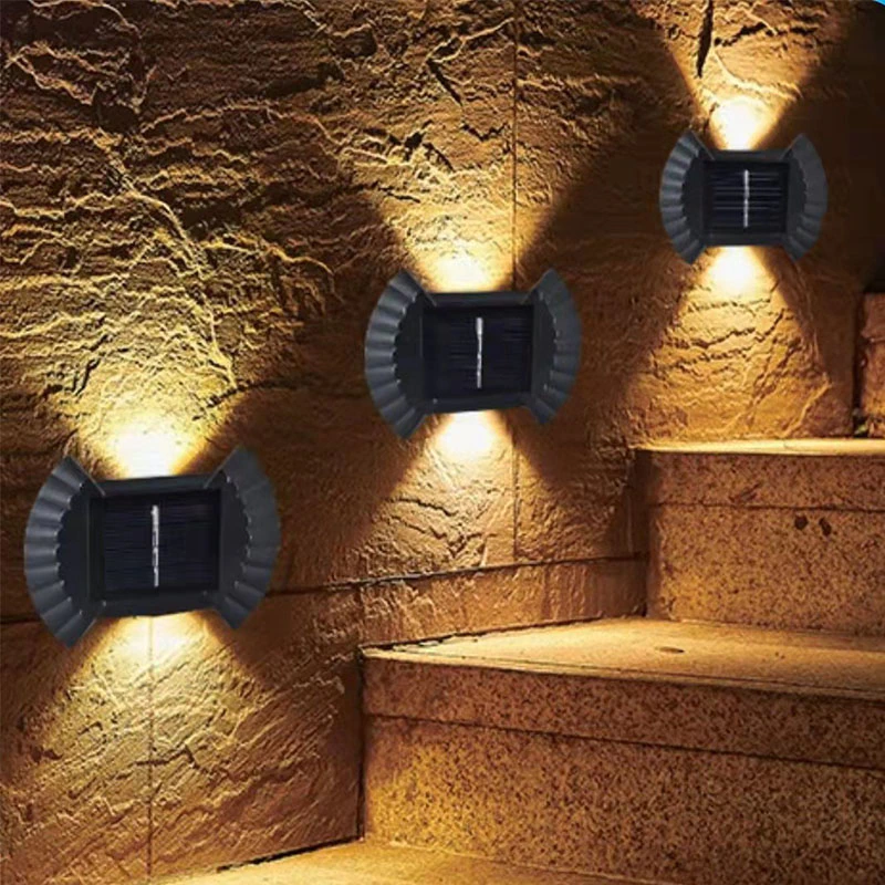 Set 4 x Lampa solara cu senzor de miscare