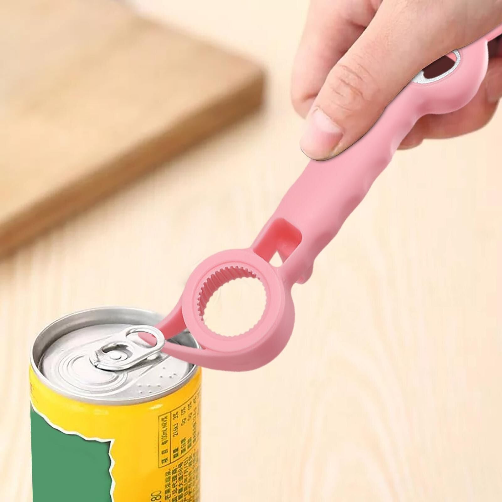 Unealta multifunctionala 4 in 1 pentru deschiderea sticlelor si conservelor