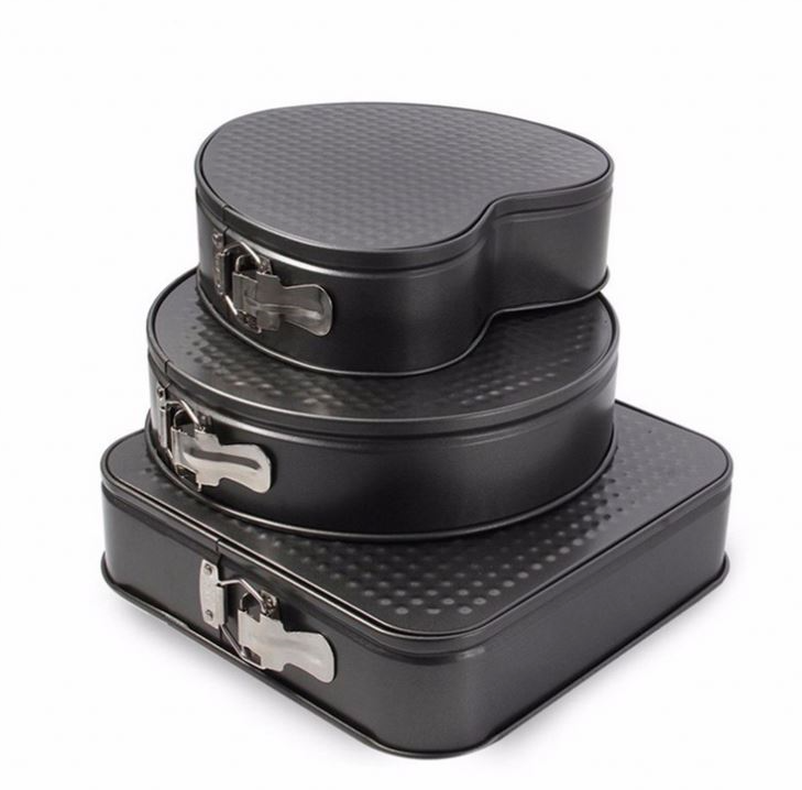 Set 3 forme pentru prajituri - forma rotunda, patrata si inima