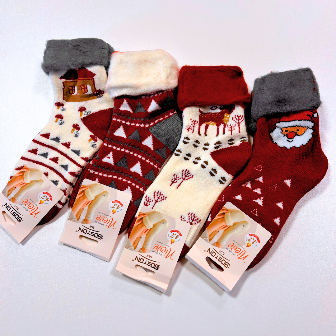 Set 4 Șosete din lână flaușate cu blăniță și model de Crăciun