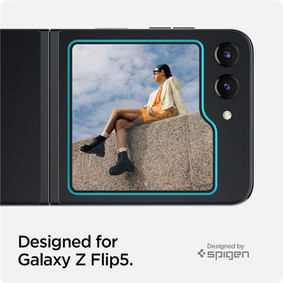 Pachet 2 Folii Tempered Glass Spigen GLAS.TR "EZ FIT" pentru Samsung Galaxy Z Flip 5 - Transparent