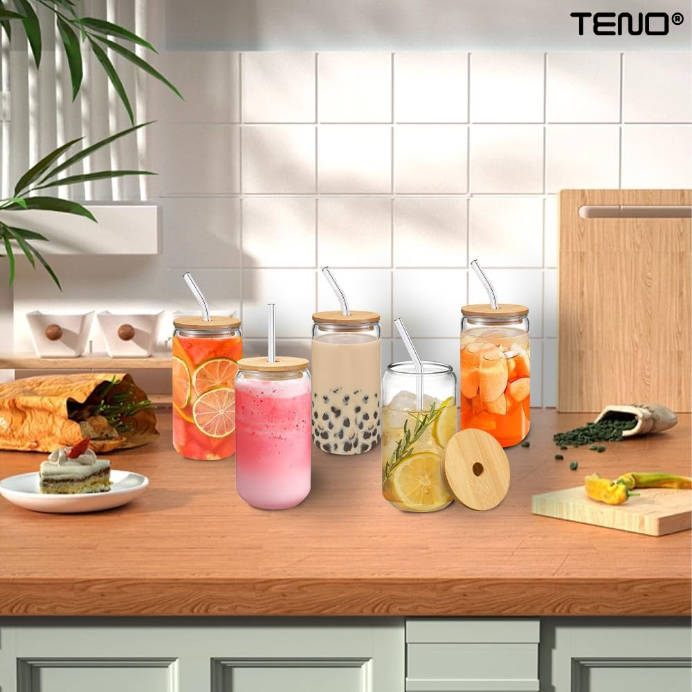Set 4 Pahare de Sticla cu Capac si Pai Teno1005, sticla borosilicata, perie pentru curatare inclusa, capac din bambus, design modern, termorezistente, capacitate 500 ml, 15 cm