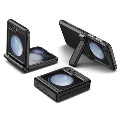 Husa Spigen Tough Armor Pro pentru Galaxy Z Flip 5 - Negru