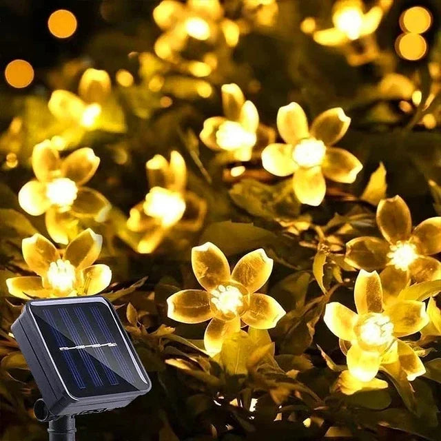 Instalatie solara in formă de flori de cireș, cu LED-uri pe sârmă, lungime 5 metri, 50 de LED-uri, 8 moduri, rezistente la apă, cu funcționare pe baterie