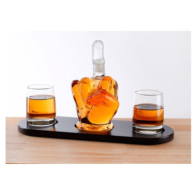 Set pentru Cognac și Whiskey - Sticlă-Decantor Mana cu 2 Pahare