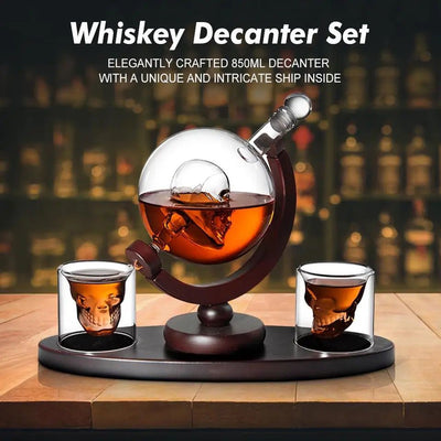 Set pentru Cognac și Whiskey - Sticlă-Decantor Cap de Mort cu 2 Pahare