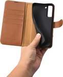 Husă iCarer din piele pentru Samsung Galaxy S22 - Book Case, Maro