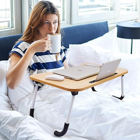 Masuta pliabila pentru laptop sau tableta, cu suport, bej